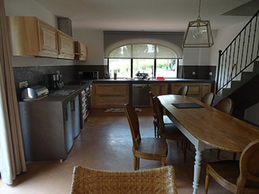 Construction d'un chai et d'un logement