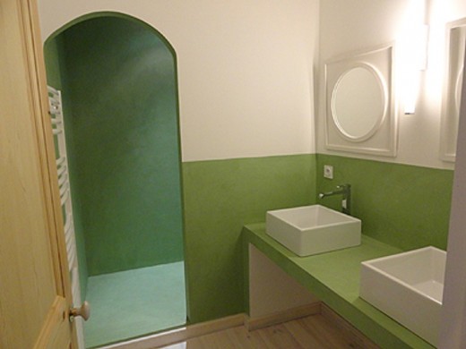 Construction d'un chai et d'un logement