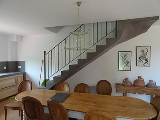 Construction d'un chai et d'un logement
